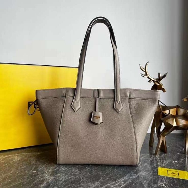Fendi Classic Folding Leather Bag BGMP1731