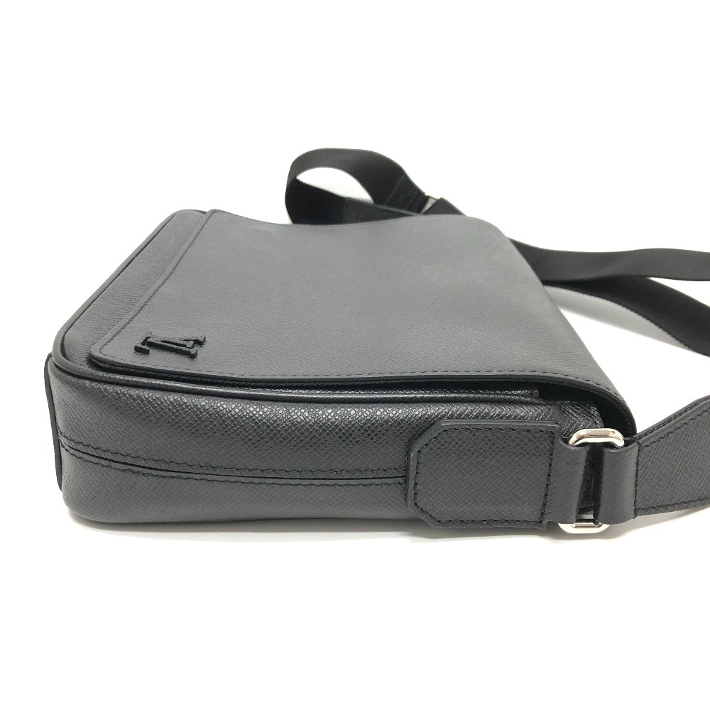 LOUIS VUITTON Shoulder Bag M30850 Taiga Leather black Taiga District PM NV3