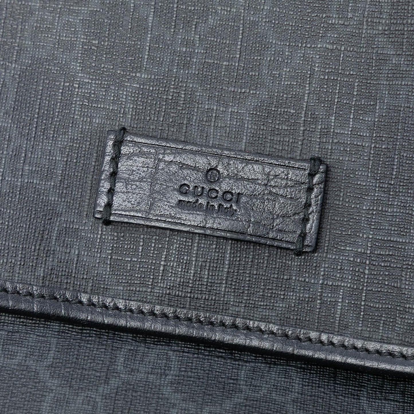 Gucci GG Supreme Flap Messenger Bag