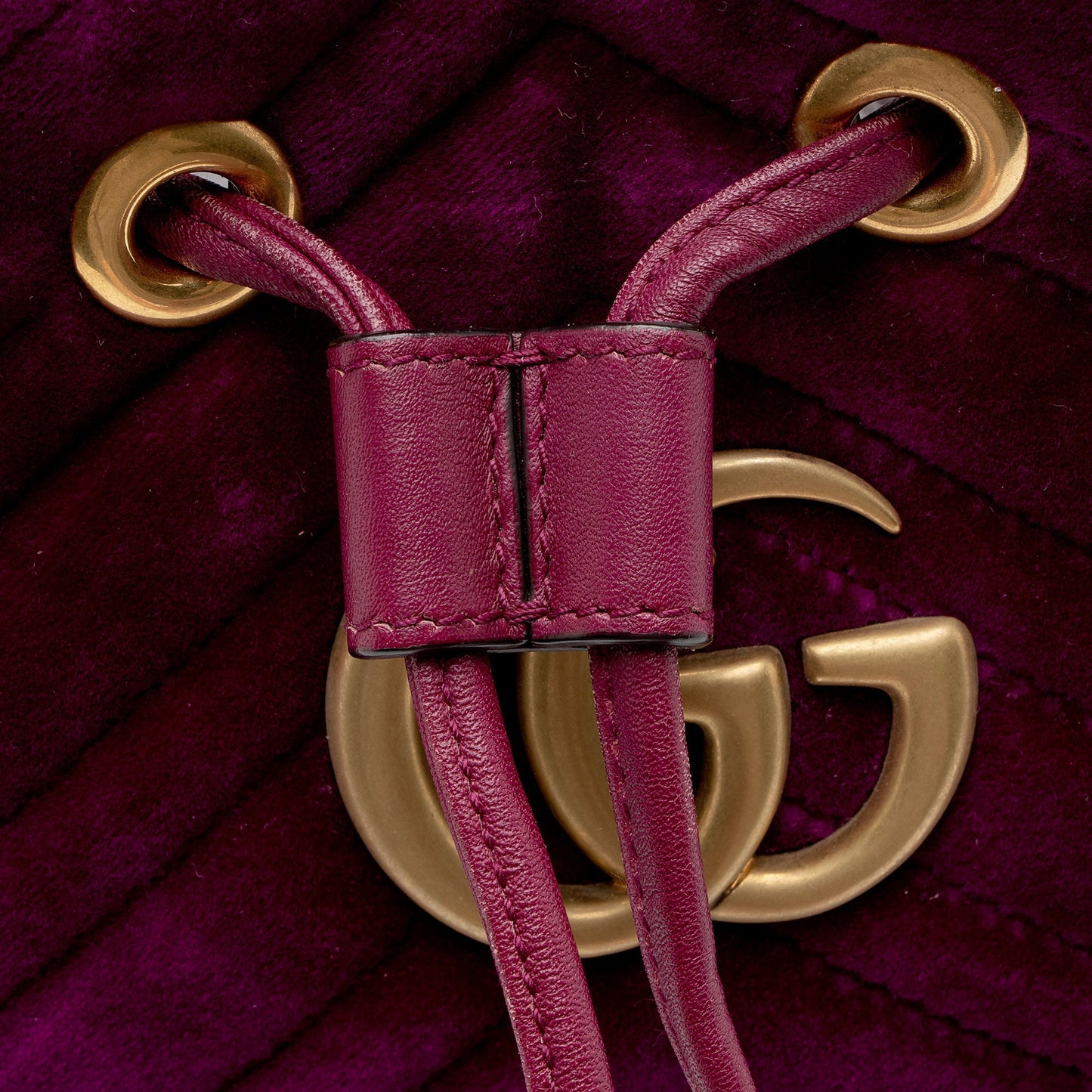 Gucci Matelasse Velvet GG Marmont Bucket Bag