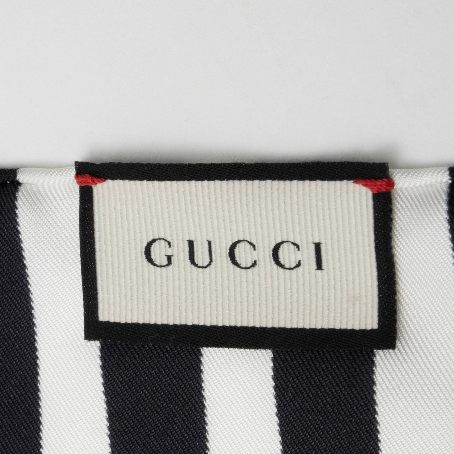 Gucci Silk Floral 90cm Scarf (SHF-GYvJPR)