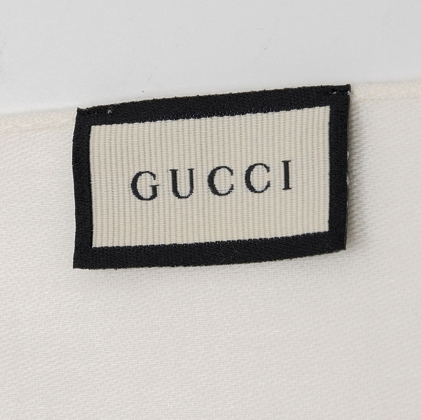 Gucci Wool Silk GG Scarf (SHF-RdfGDn)