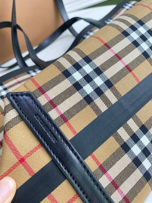 Burberry Tote Bag - Ewore Bags
