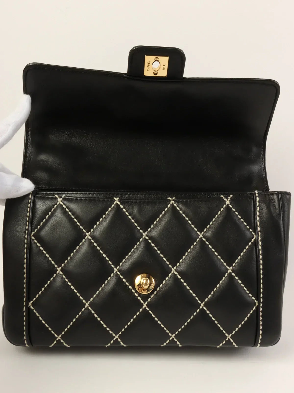 Chanel Handbag - Ewore Bags