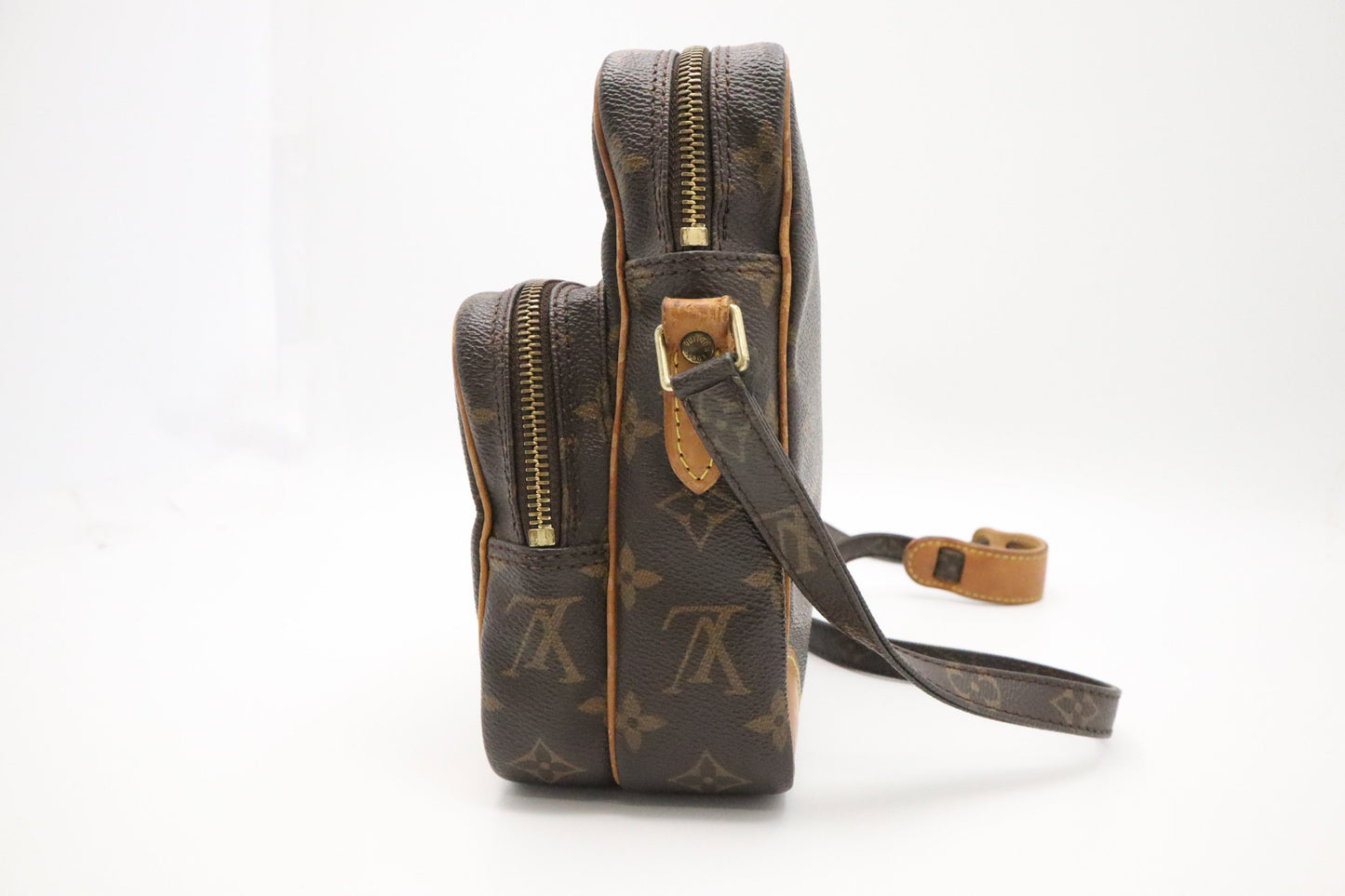 Louis Vuitton Amazone MM in Monogram Canvas