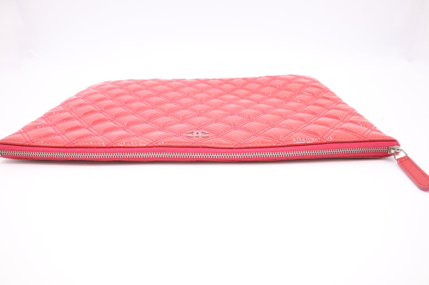 Chanel Large O Case in Pink Patent Leather