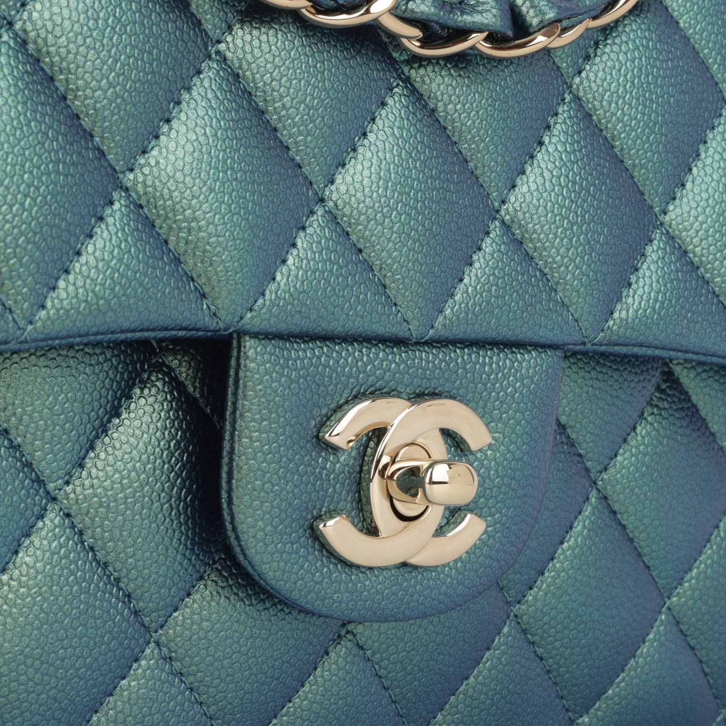 Chanel Classic Flap Bag - Medium 22P