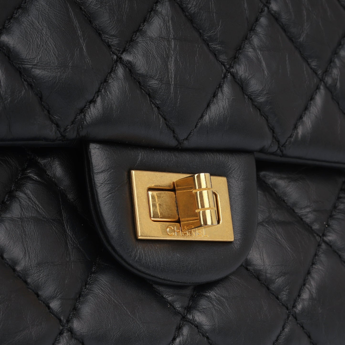 Chanel Reissue 2.55 Handbag 226