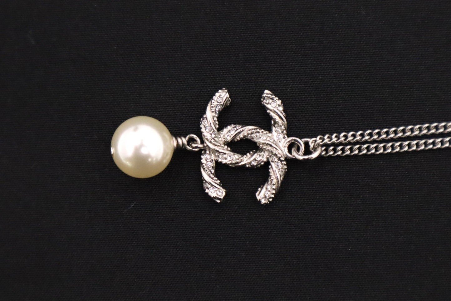 Chanel CC Necklace with Pearl
