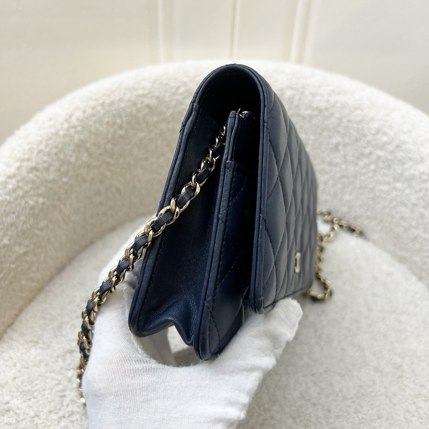 Chanel Classic Wallet on Chain WOC in Navy Lambskin and LGHW (Model: AP0250) Crossbody