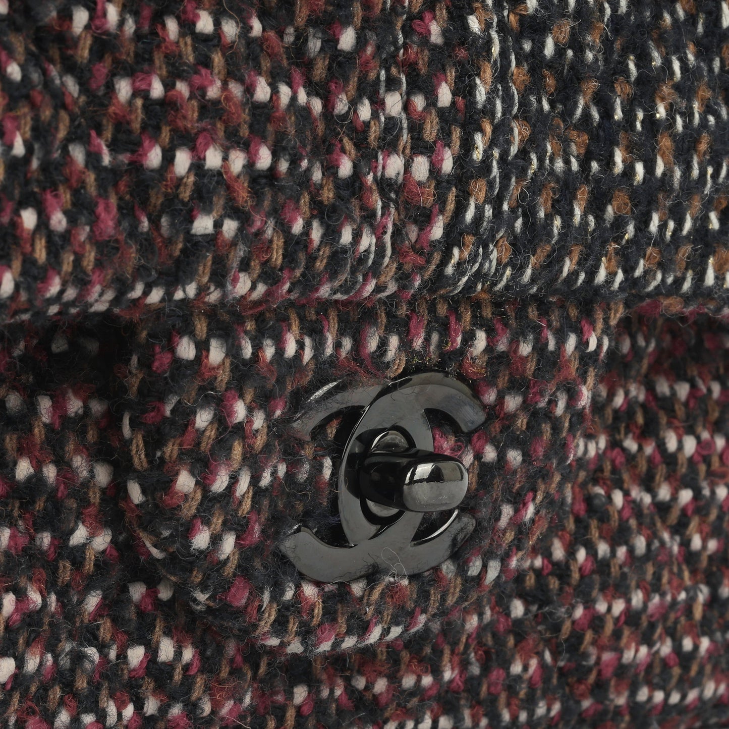 Chanel Medium Classic Flap - Tweed