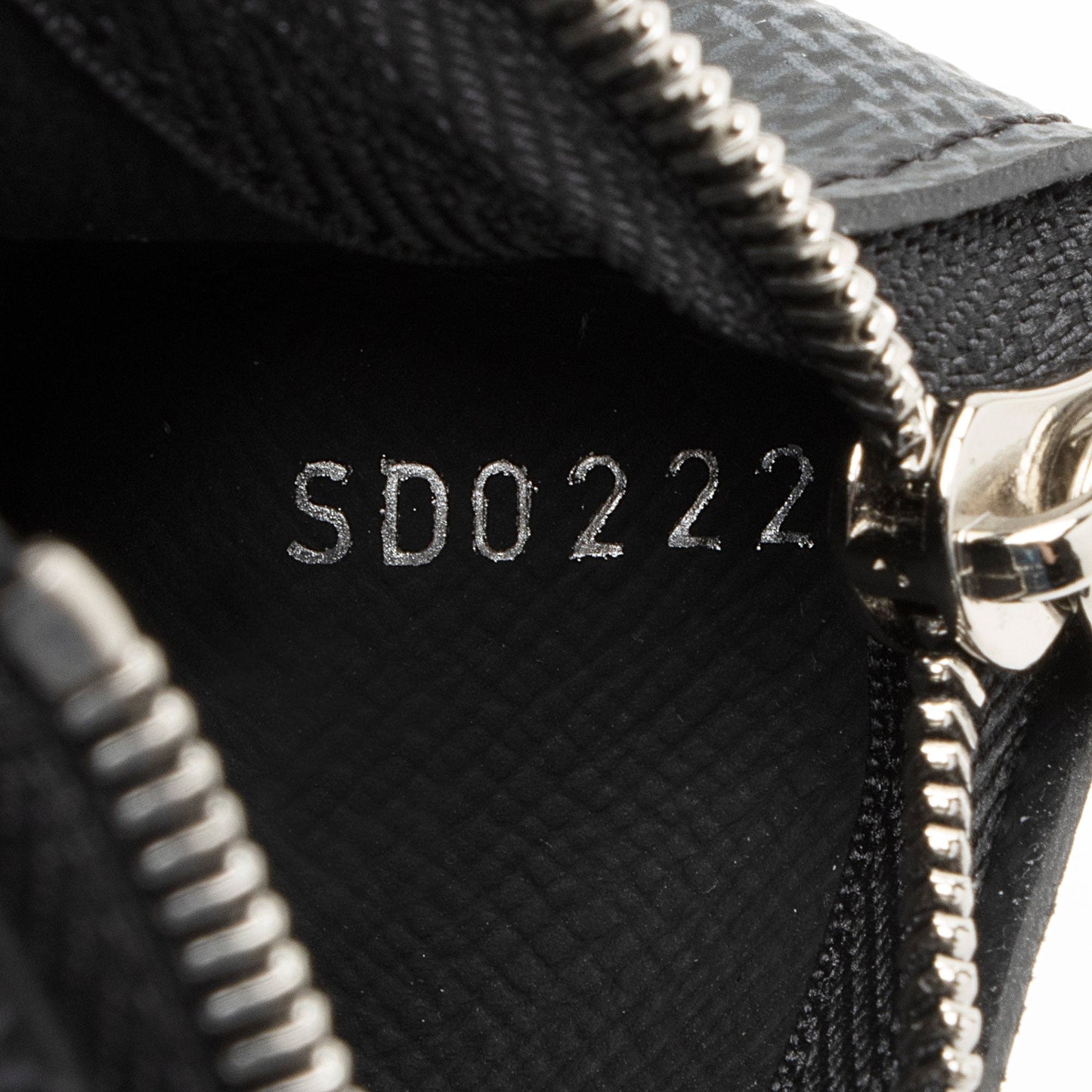 Louis Vuitton Damier Graphite Key Pouch (SHF-JZ5bLf)