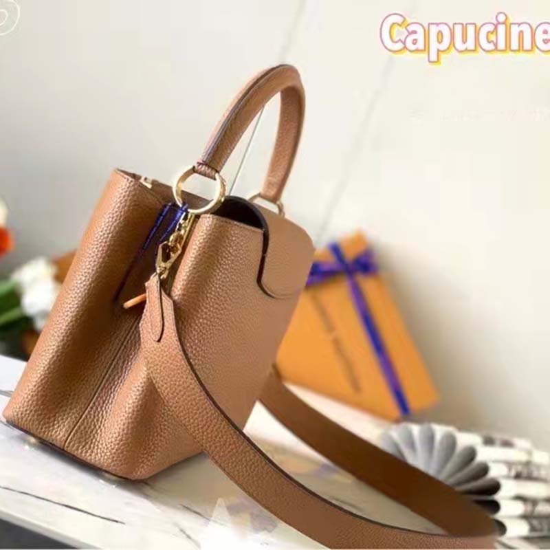 Louis Vuitton LV Women Capucines MM Handbag Gold Arizona Taurillon Cowhide