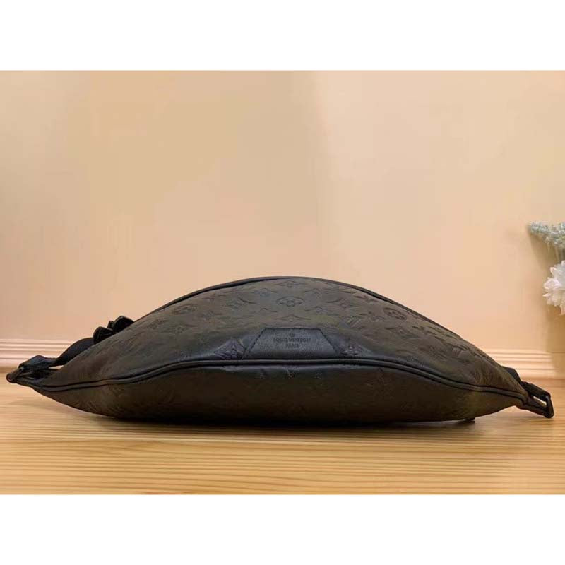 Louis Vuitton LV Unisex Discovery Bumbag PM Monogram Shadow Calf Cowhide Leather