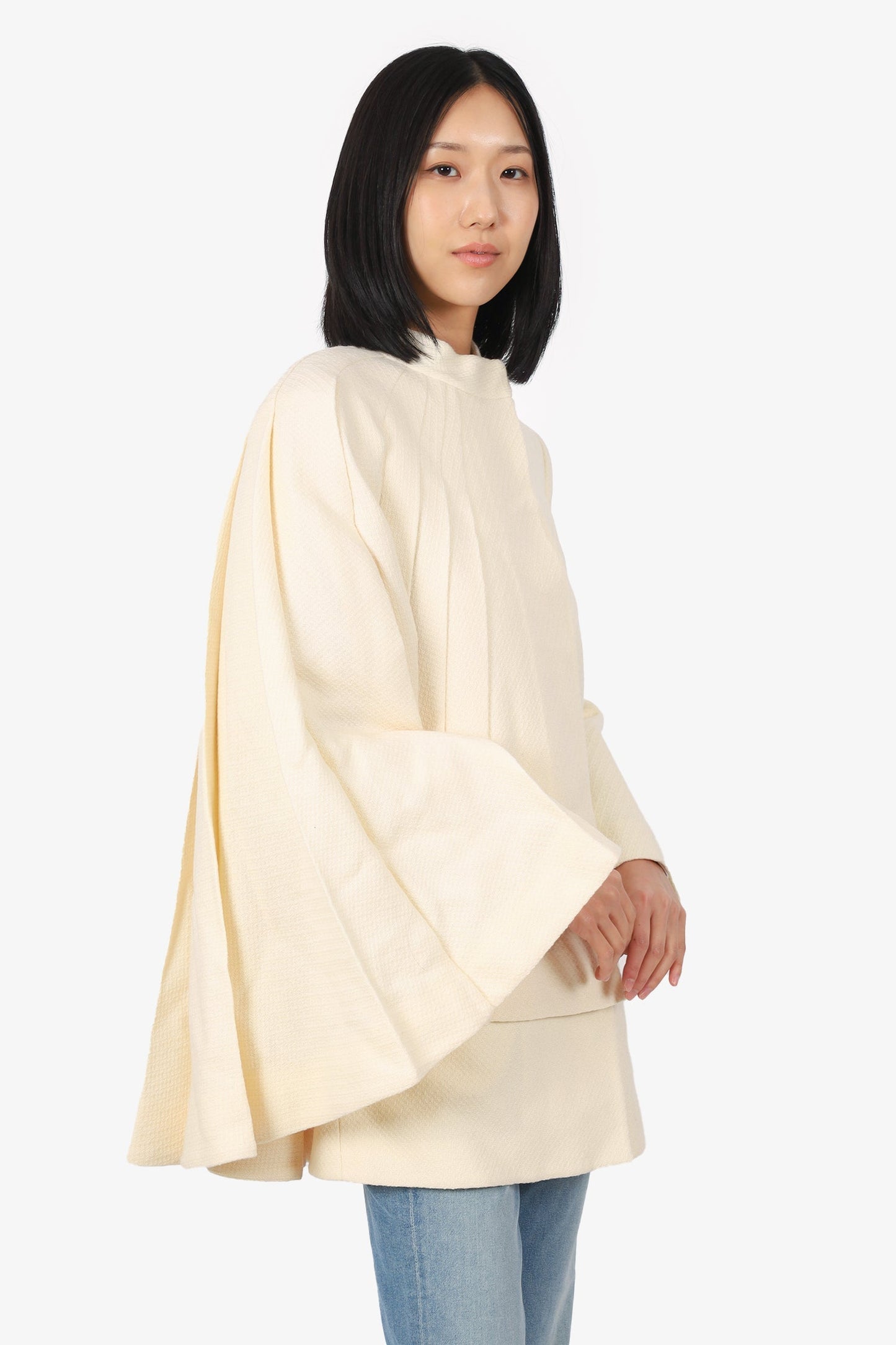 Gucci White Wool Coat With Pleats Size 40