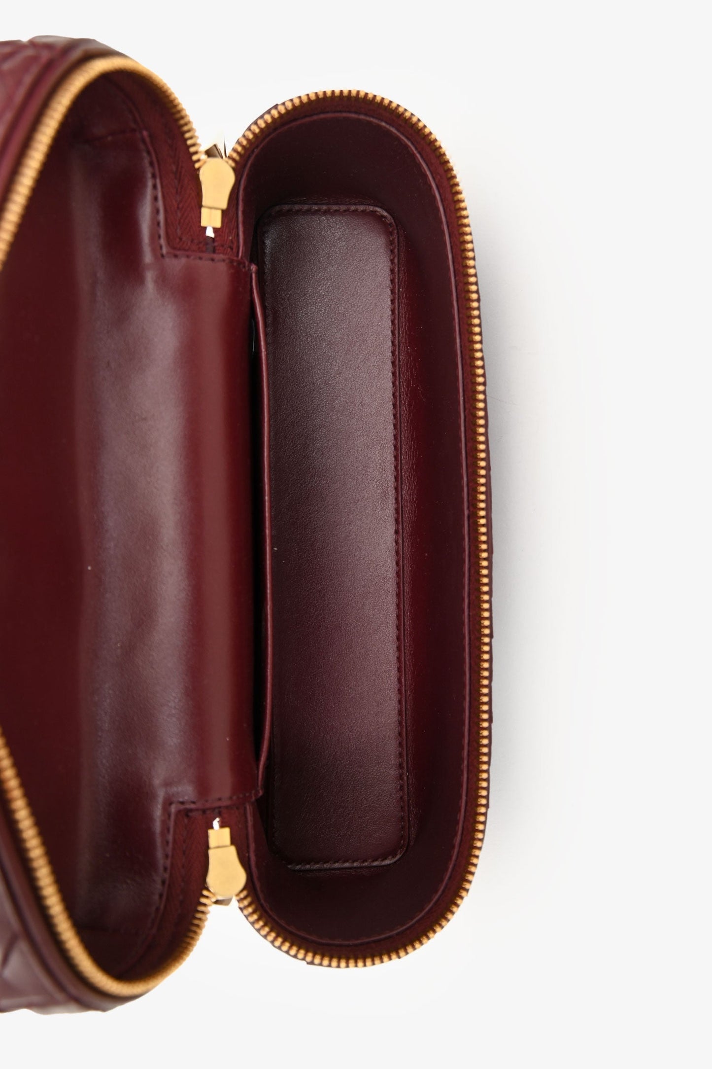 Bottega Veneta Barolo Intrecciato Leather Bang Bang Vanity Case With Detachable Strap