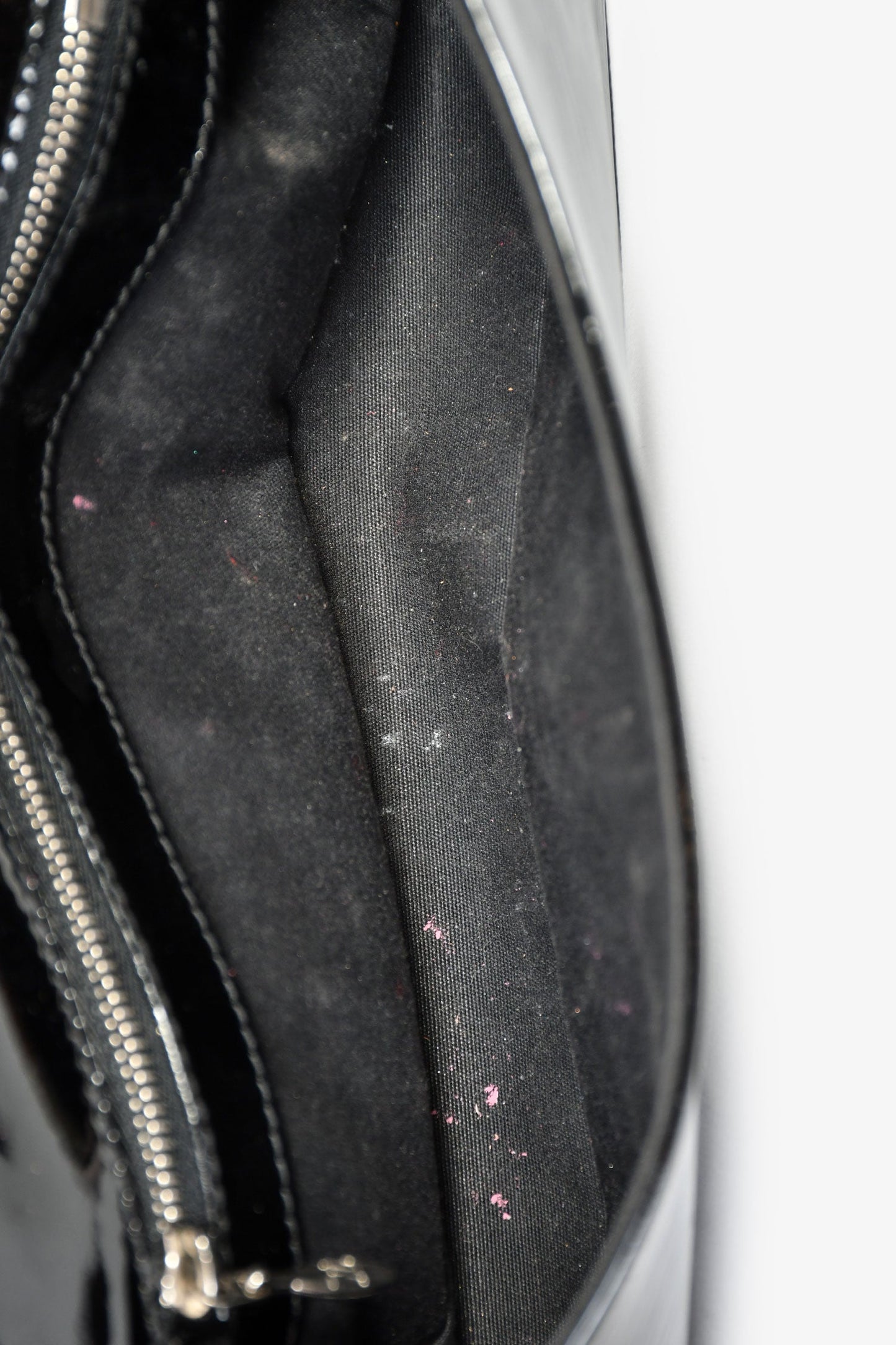 Louis Vuitton 2011 Black Patent Leather 'Vernis Sobe‘ Clutch