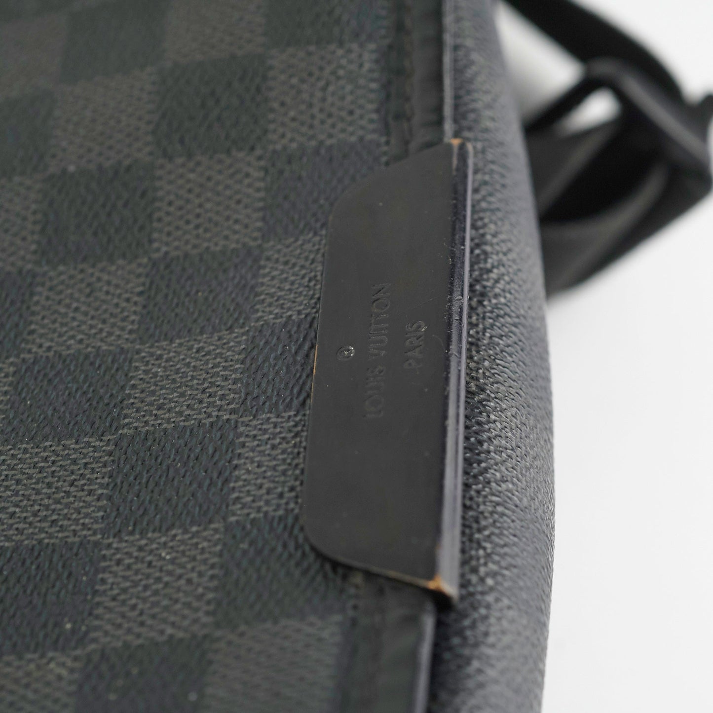 Louis Vuitton Messenger Monogram Shoulder Bag