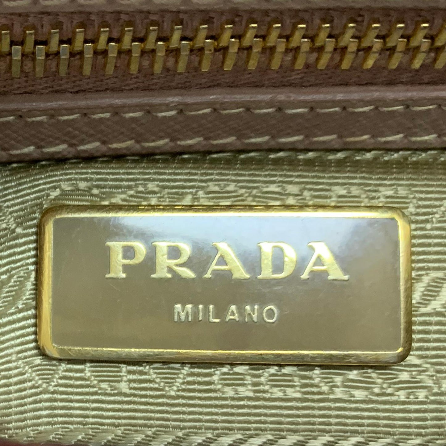 Prada Saffiano Double Zip (SHG-35816)