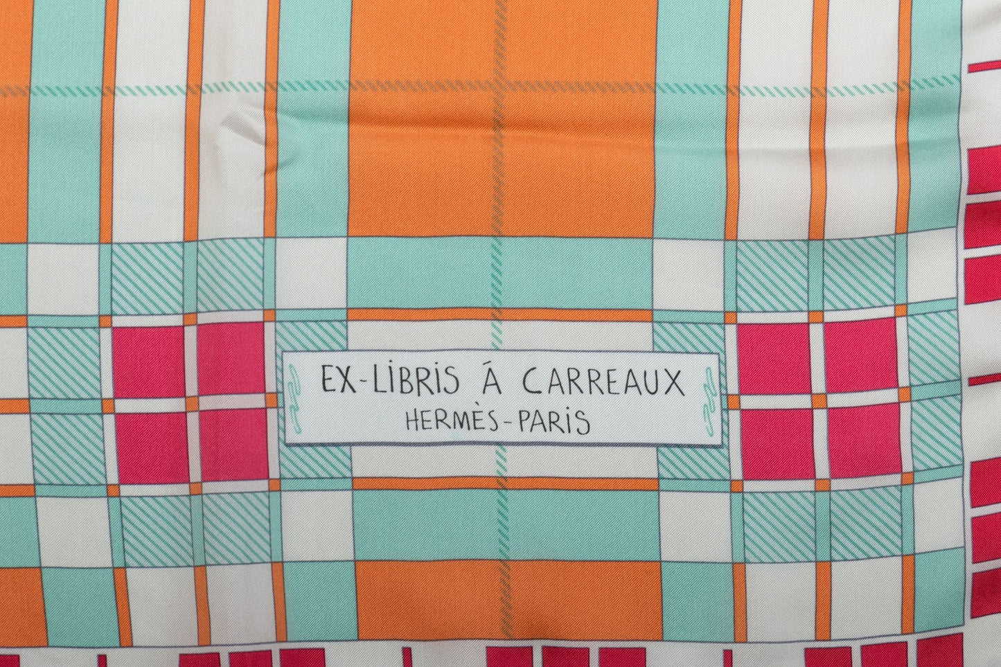 Hermes New Ex Libris a Carreaux Shawl