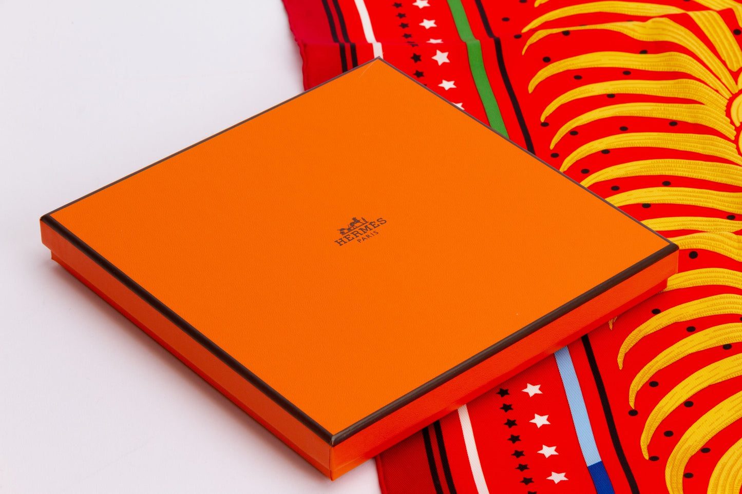 Hermes Tigre Royal Fleuri Scarf