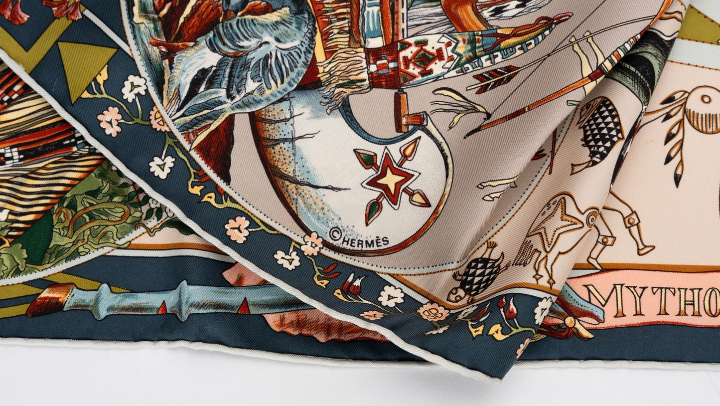 Hermes Mythologie Des Hommes Silk Scarf