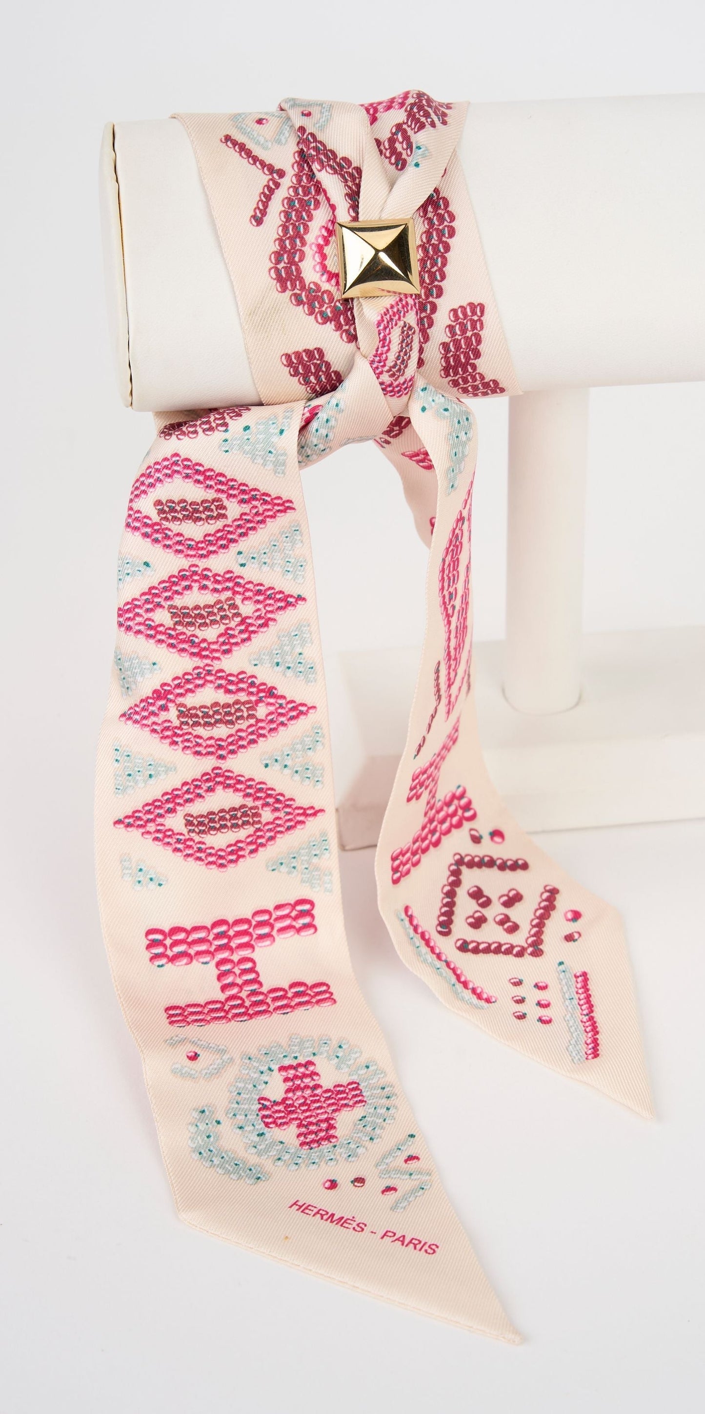 Hermes Kelly en Perles Twilly With Medor