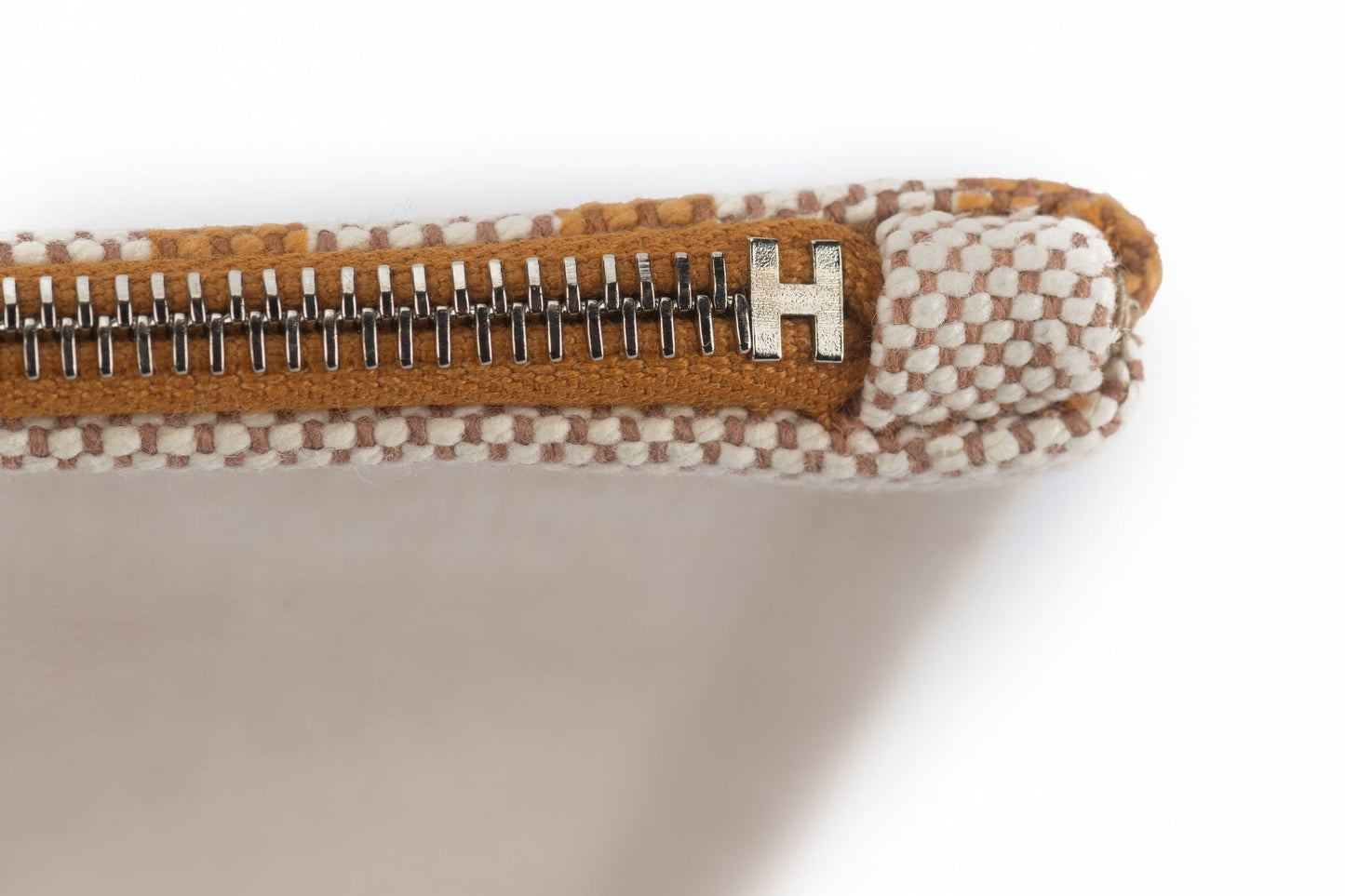 Hermes New Case Balles au Bond