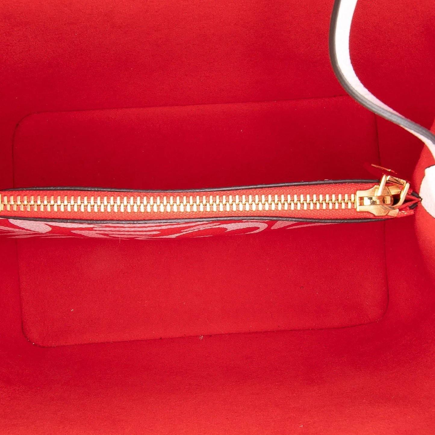 Red Louis Vuitton Monogram Giant Crafty Neonoe MM Bucket Bag