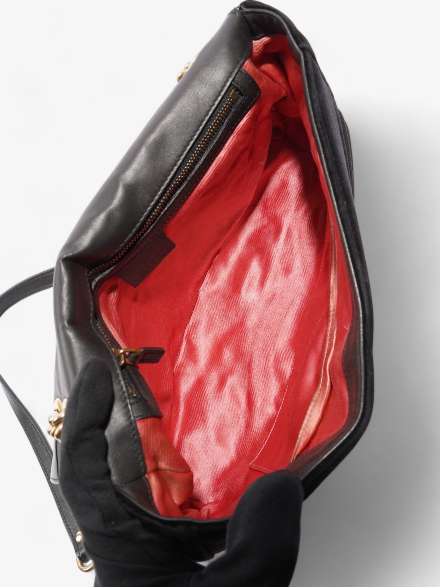 Gucci GG Marmont Flap Black Velvet Medium