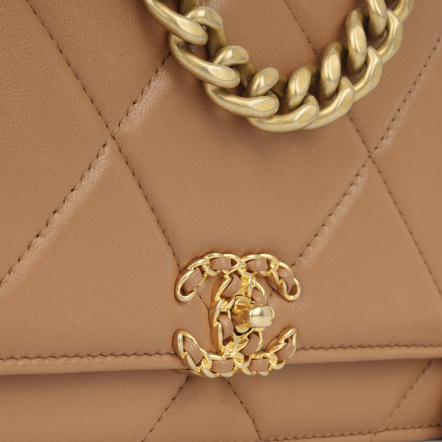 Chanel 19 WOC - Caramel Lambskin