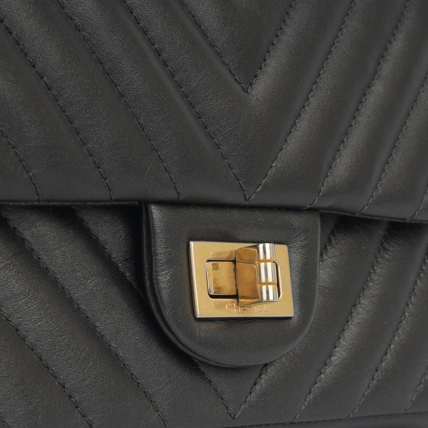 Chanel 2.55 Reissue 225 - Graphite