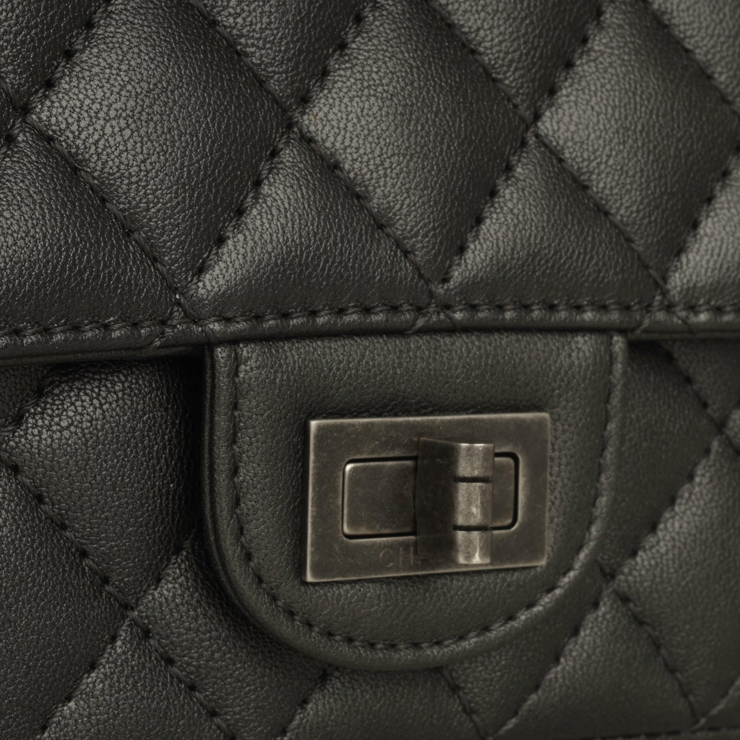 Chanel 2.55 Re Issue 224 - Graphite