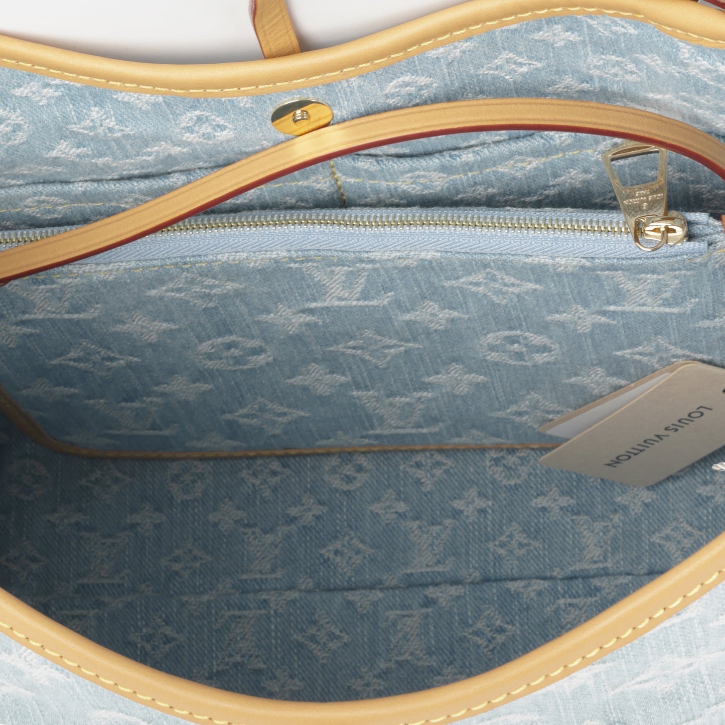 Louis Vuitton - CarryAll PM - Light Wash Denim GHW - Un