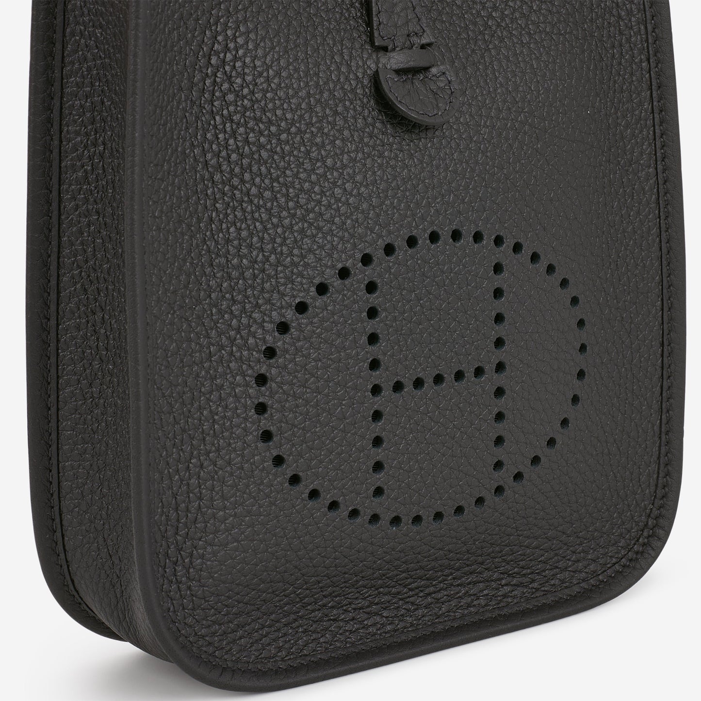 Hermès Mini Evelyne 16 - Black Clemence | Palladium Hardware