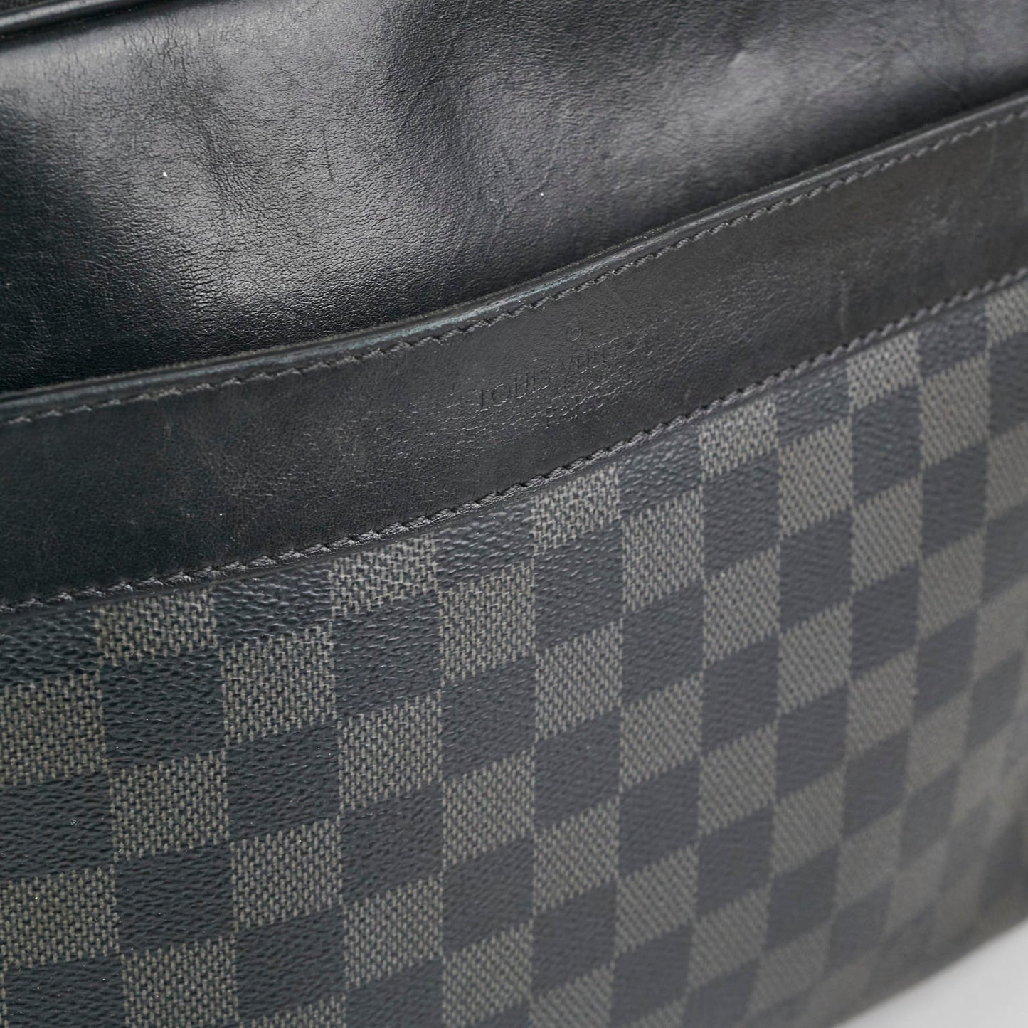 Louis Vuitton Mens Crossbody Bag Damier Eclipse