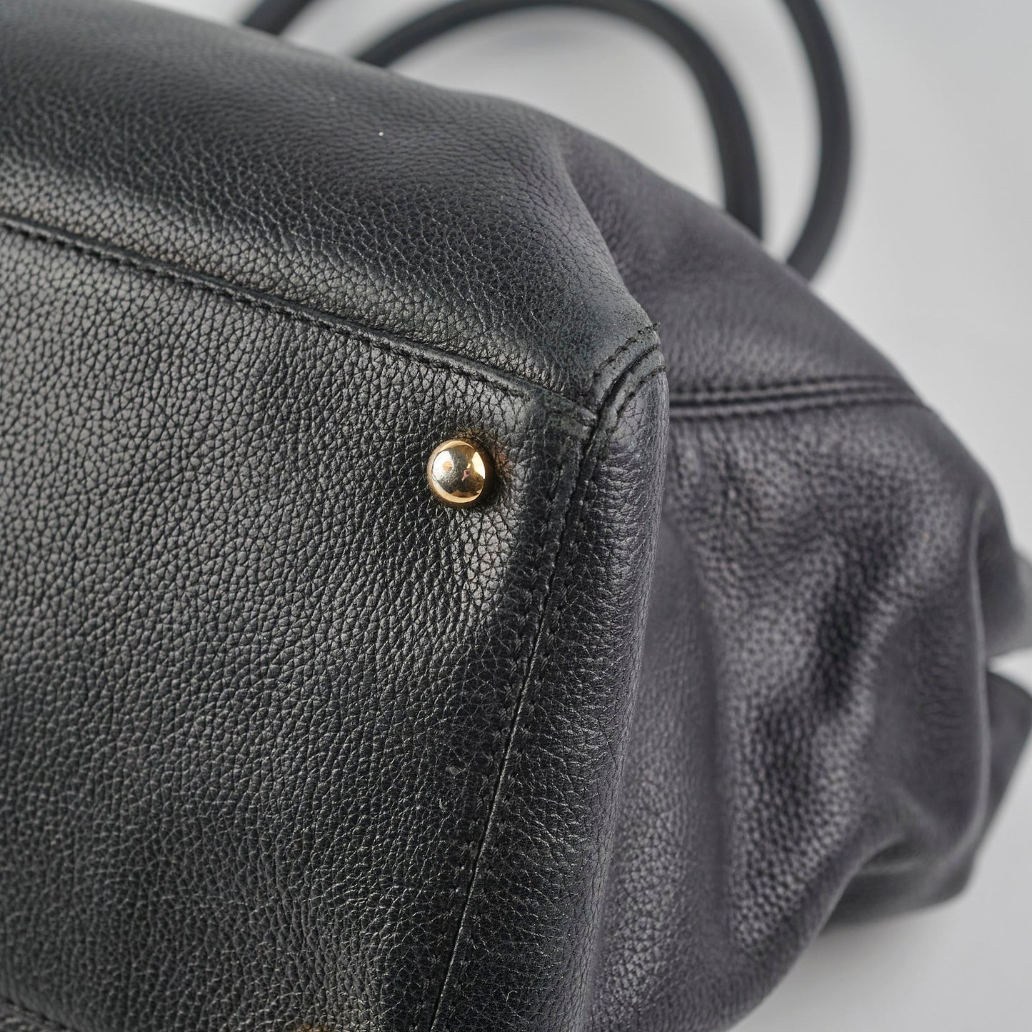 Chanel Cerf Tote Caviar Black
