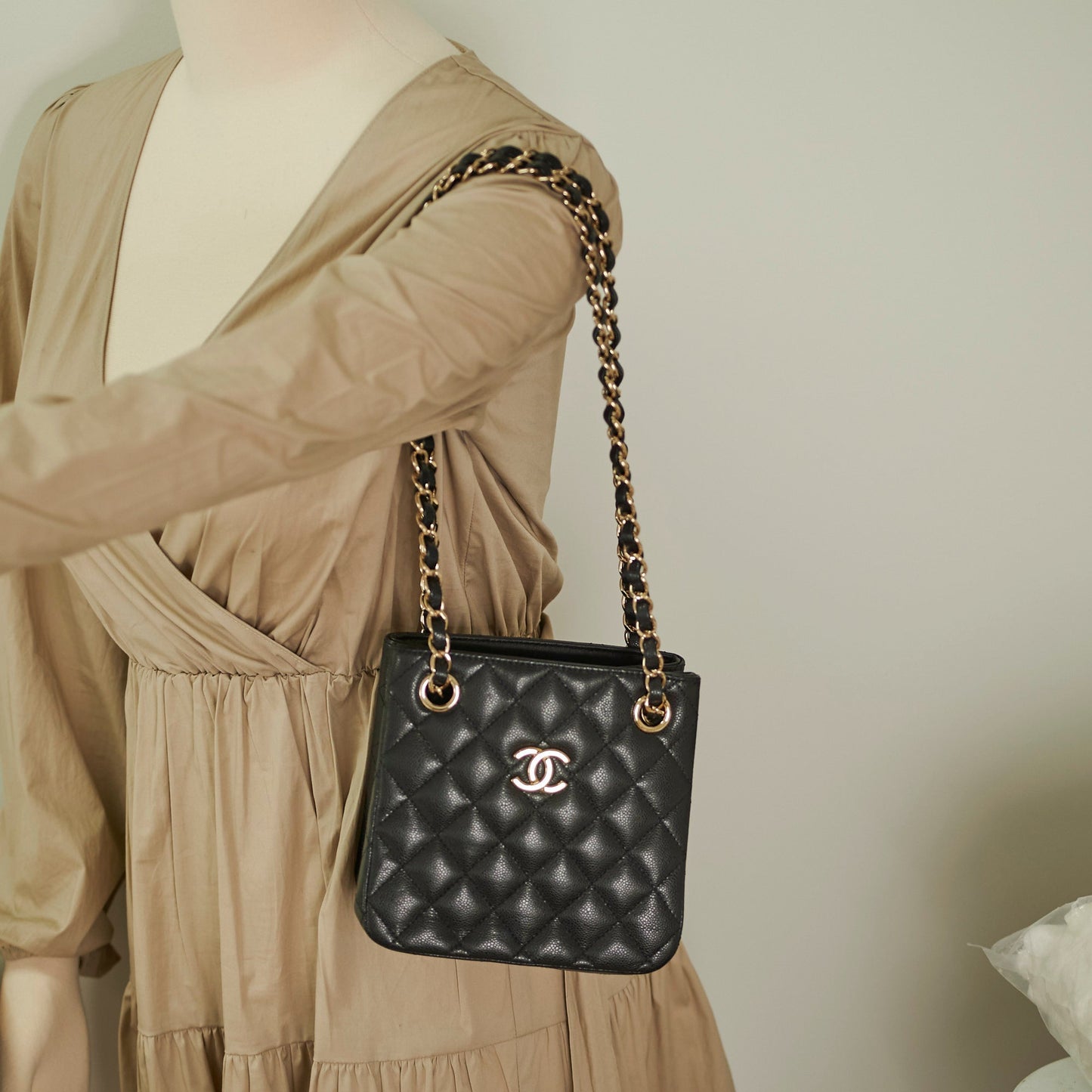 Chanel 22S Mini Bucket Bag Caviar Black Microchip 2023