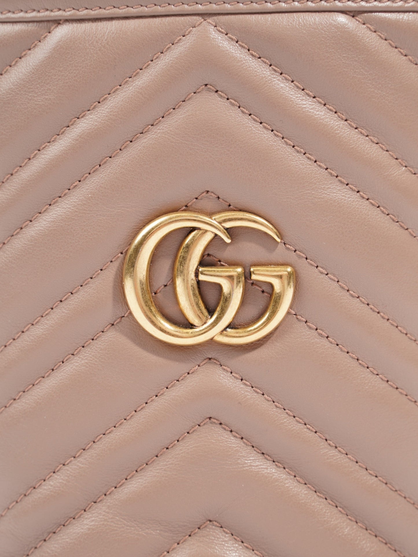 Gucci GG Marmont Bucket Bag Dusty Pink Matelasse Leather Mini