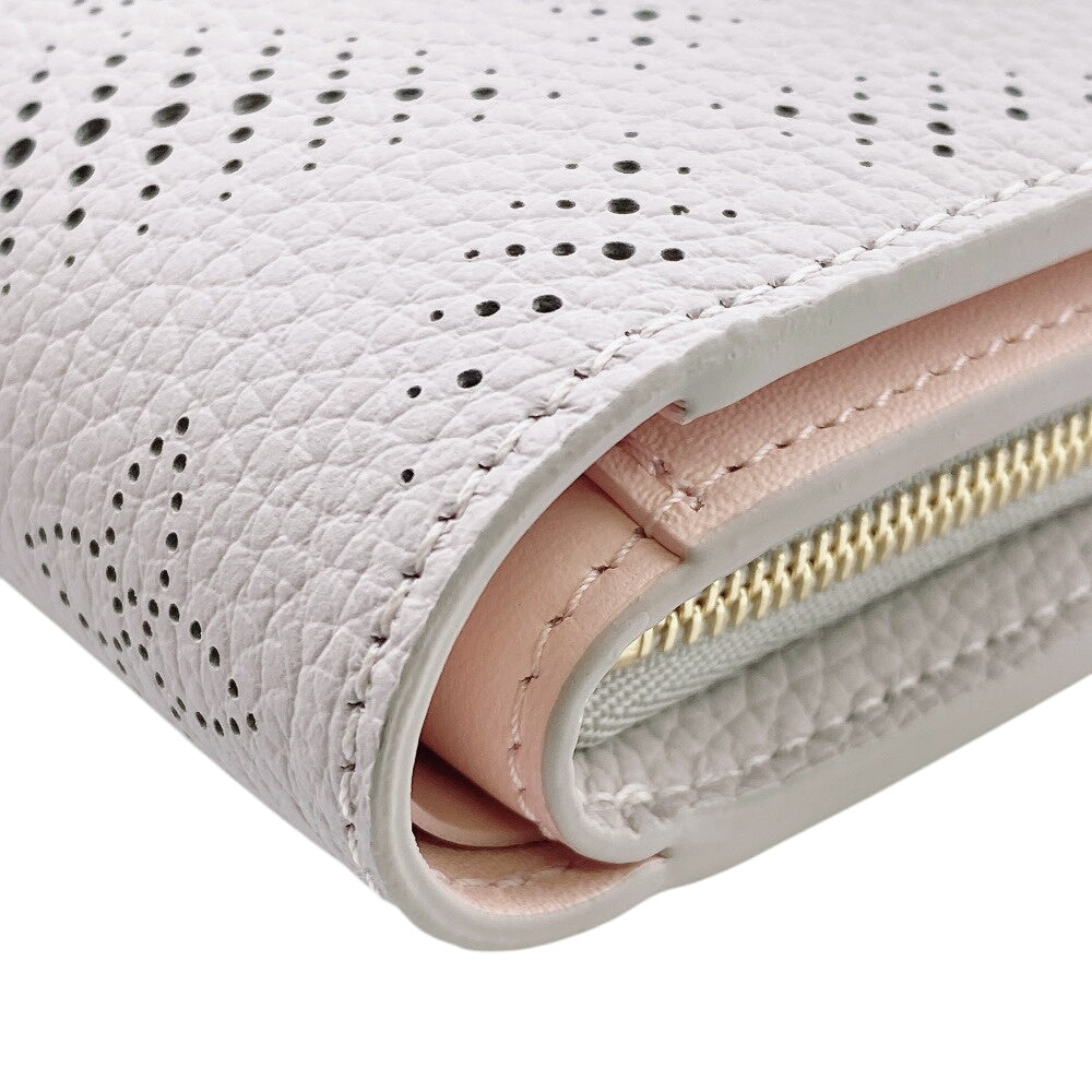 LOUIS VUITTON Bifold Wallet M13470 Mahina, Leather beige Portefeuille Clare