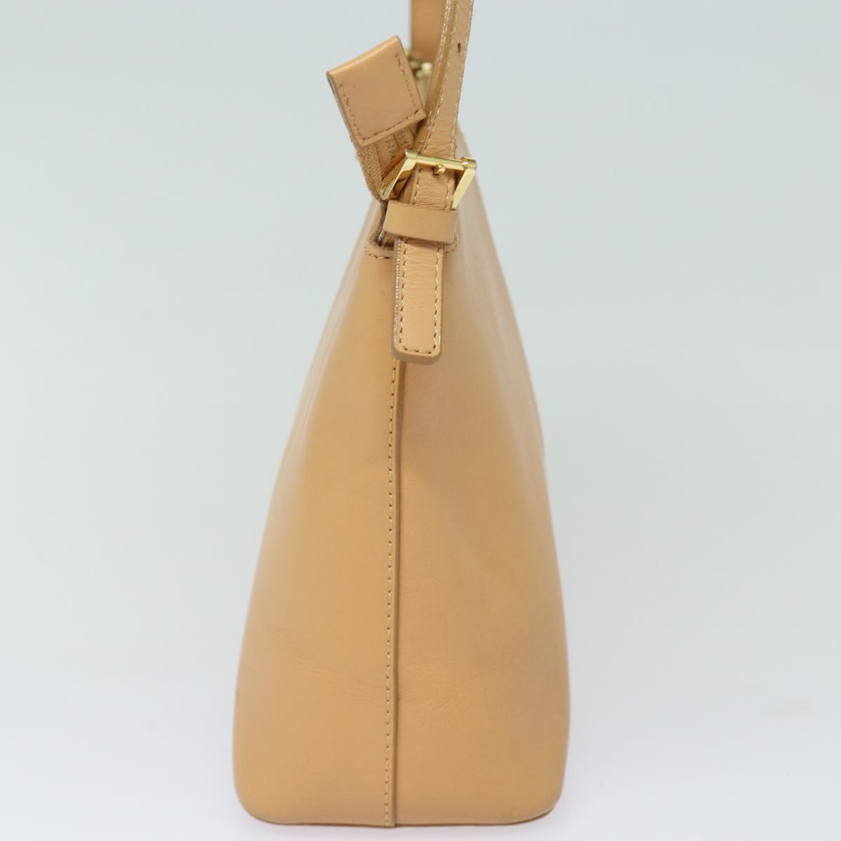 Luxury Burberry Shoulder Bag Leather Beige Auth am6447
