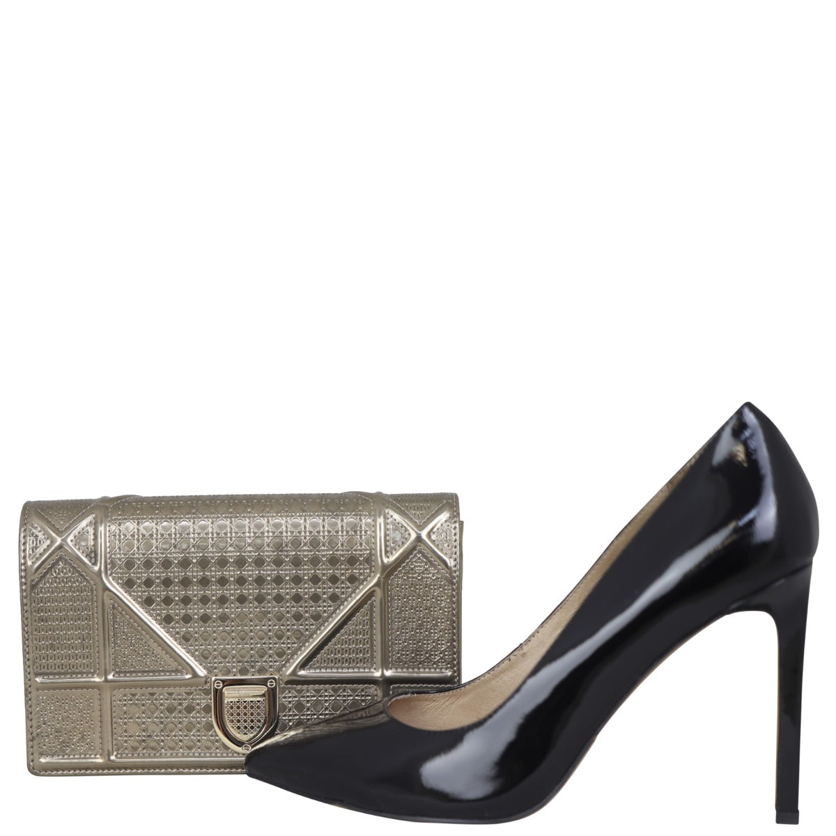Dior Diorama Wallet on Chain
