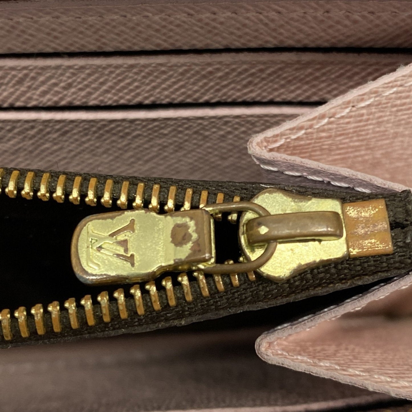 Louis Vuitton Rose Ballerine Long Wallet (Bi-Fold)