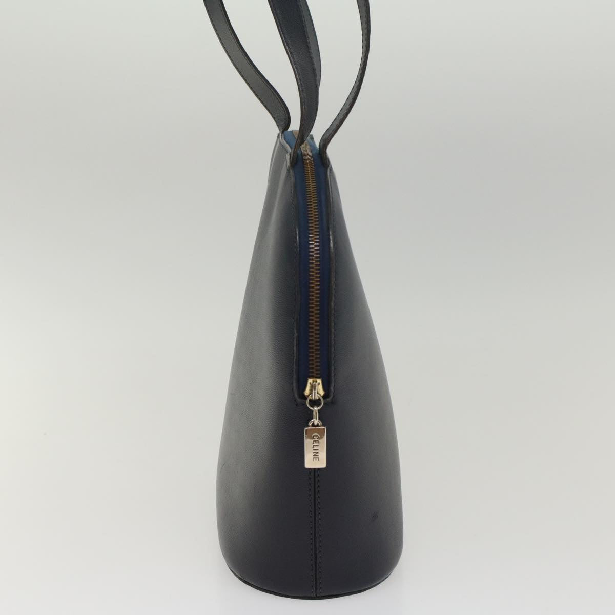 Luxury CELINE Shoulder Bag Leather Navy 8617