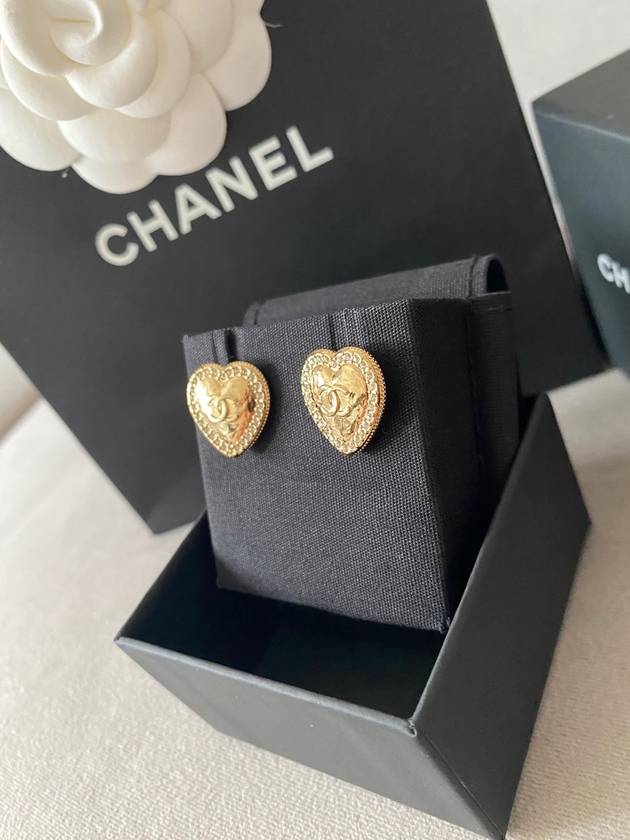 Chanel Handbag - Ewore Bags