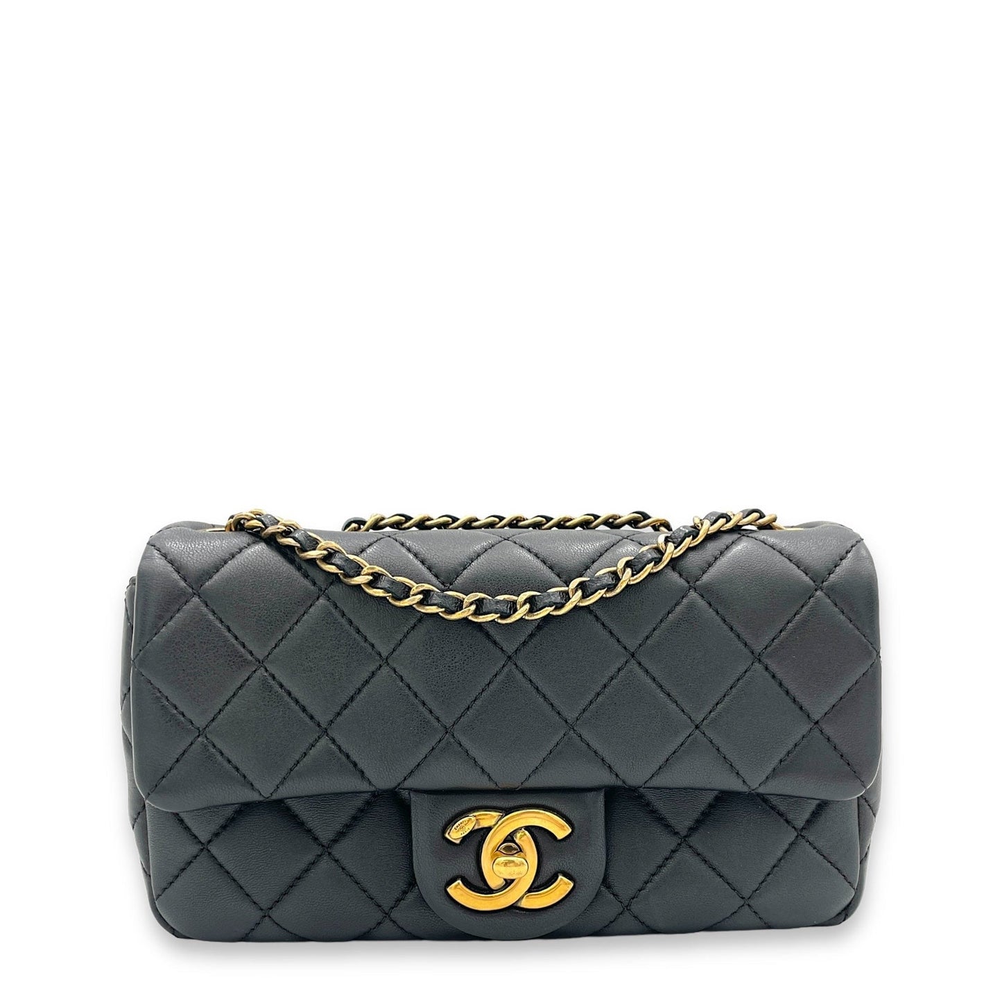 Chanel Classic Black Crossbody Bag in Lambskin, Gold hardware C2409-001180DT