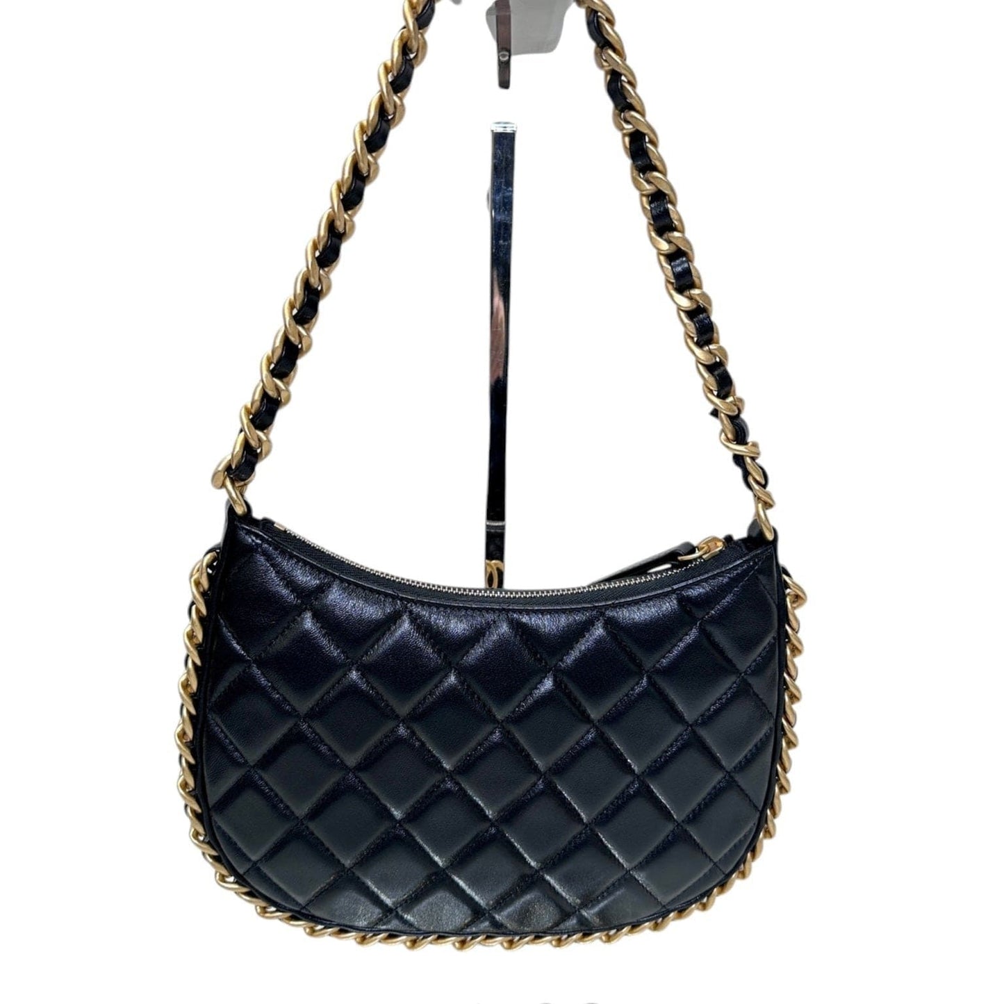 CHANEL BLACK HOBO BAG 122419A11