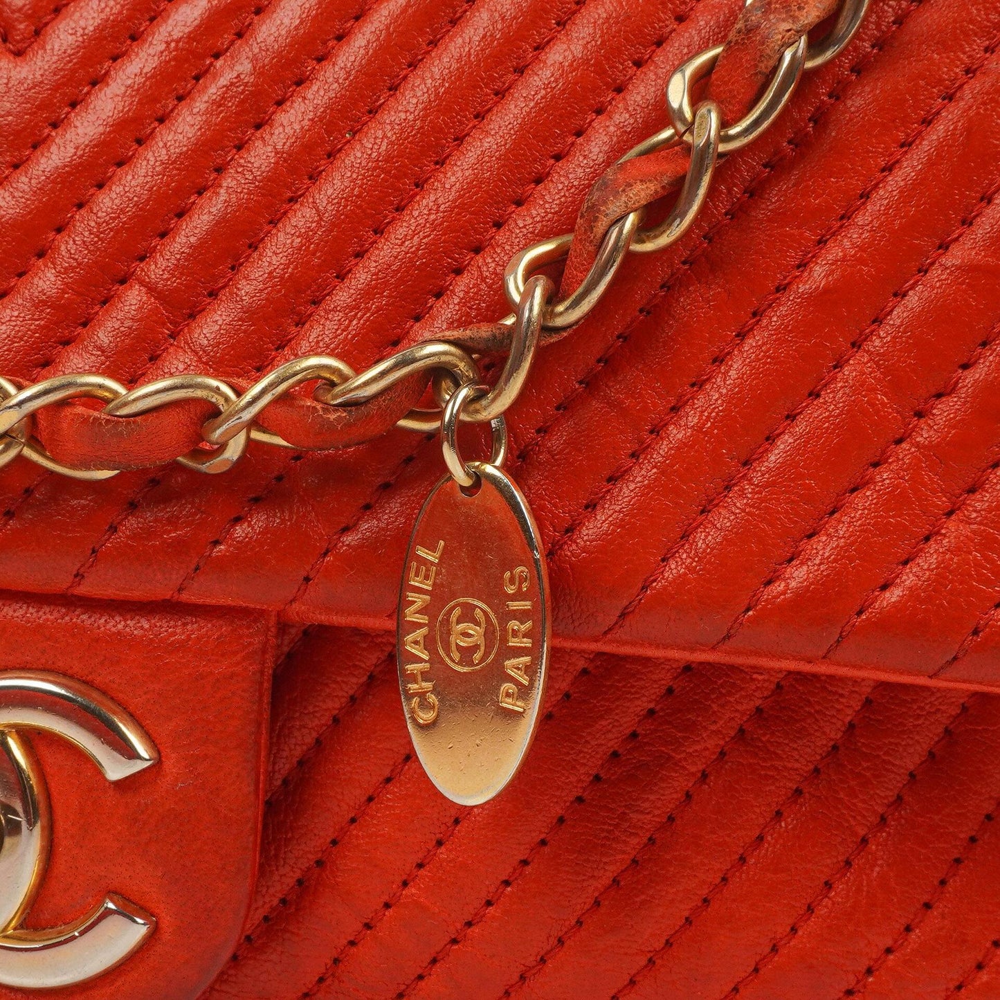 Chanel Red Chevron Quilted Distressed Calfskin Medium Classic Single Medallion Flap Gold Hardware