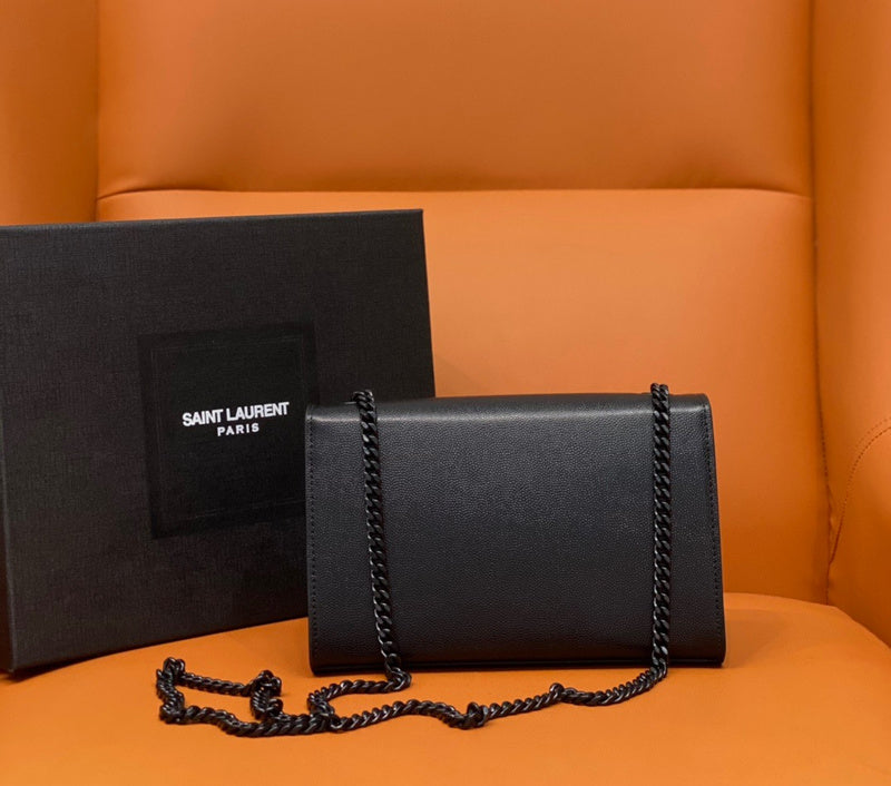 Yves Saint Laurent - Bags - 255