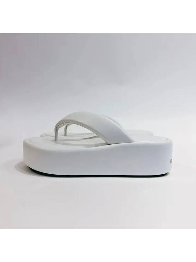 Luxury Balenciaga Trending 2026 Women's Rise Thong Flip Flops White